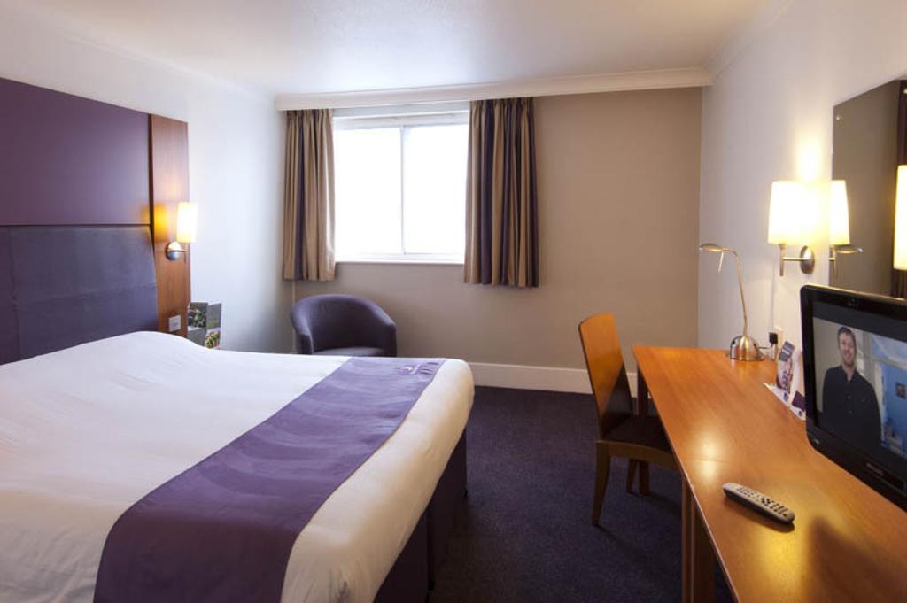Premier Inn Portishead Exterior foto